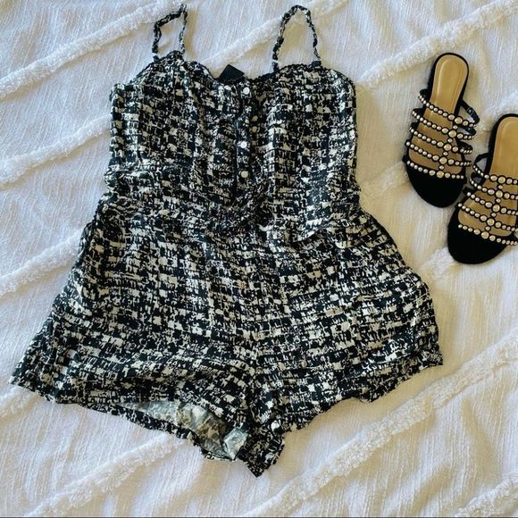 Eye candy Spaghetti strap romper shorts small EUC - Picture 2 of 5
